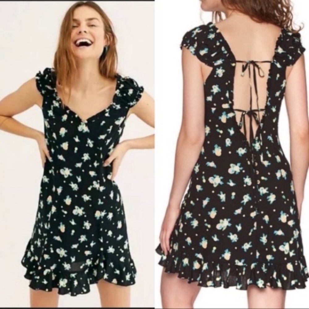NWT Free People Like A Lady Lemon Print Mini Dress
Black Size Small